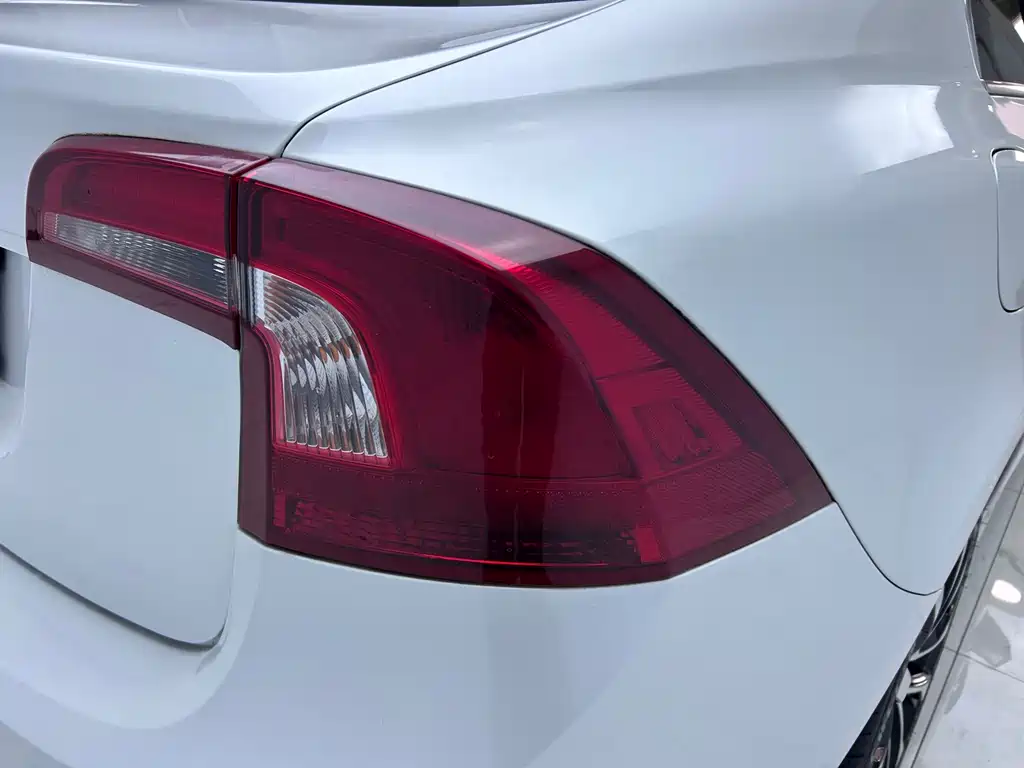 Volvo Volvo S60L T3 2018 - thumbnail 22
