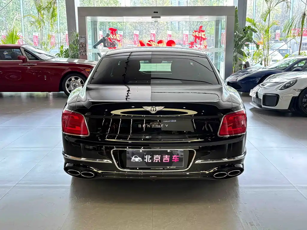Bentley Bentley Flying Spur 2023 4.0T V8 Azure Edition 2024 - thumbnail 4
