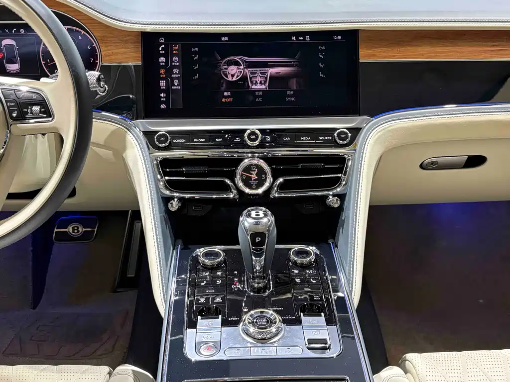 Bentley Bentley Flying Spur 2023 4.0T V8 Azure Edition 2024 - thumbnail 13