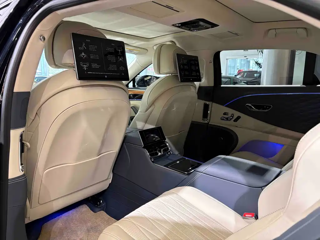 Bentley Bentley Flying Spur 2023 4.0T V8 Azure Edition 2024 - thumbnail 16