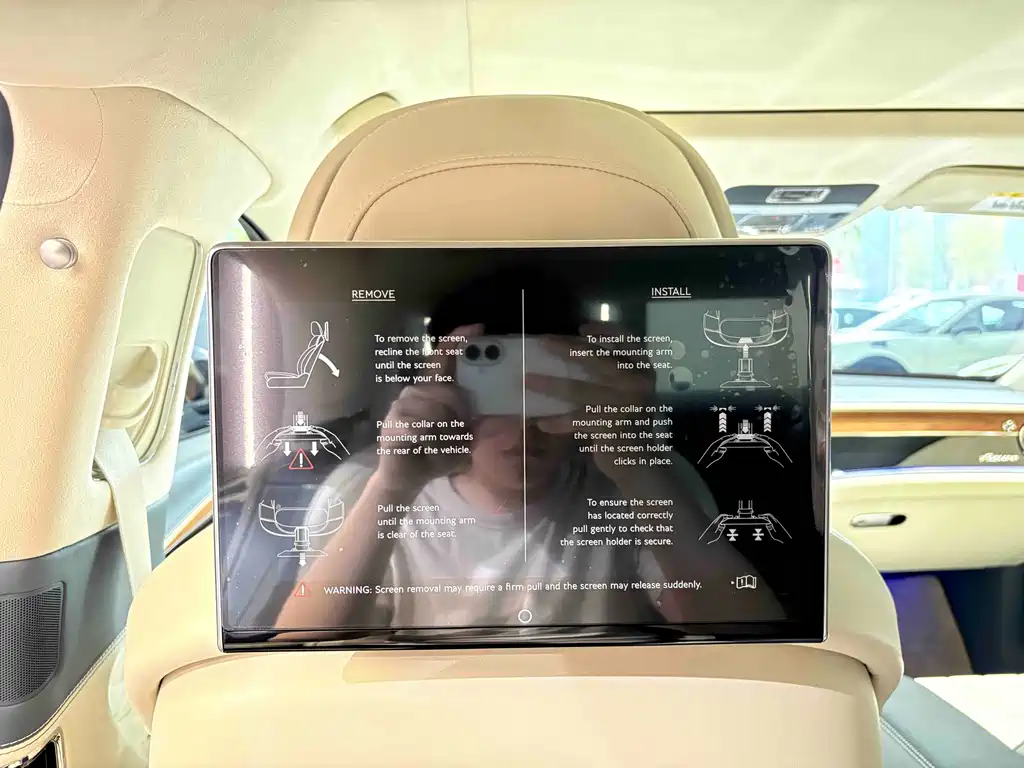 Bentley Bentley Flying Spur 2023 4.0T V8 Azure Edition 2024 - thumbnail 17