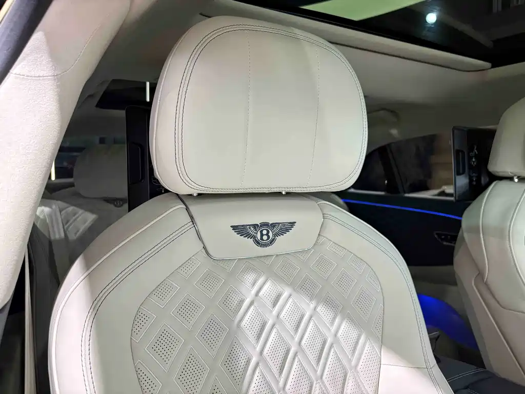Bentley Bentley Flying Spur 2023 4.0T V8 Azure Edition 2024 - thumbnail 22