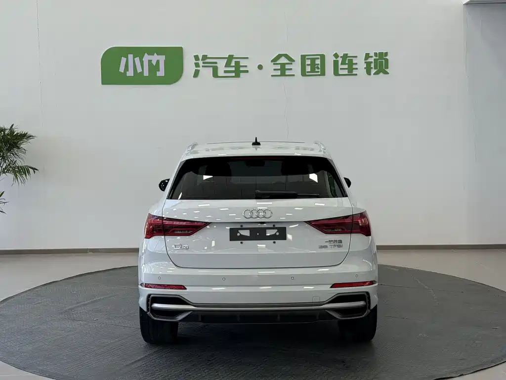 Audi Audi Q3 2022 35 TFSI Fashion Dynamic 2023 - thumbnail 4