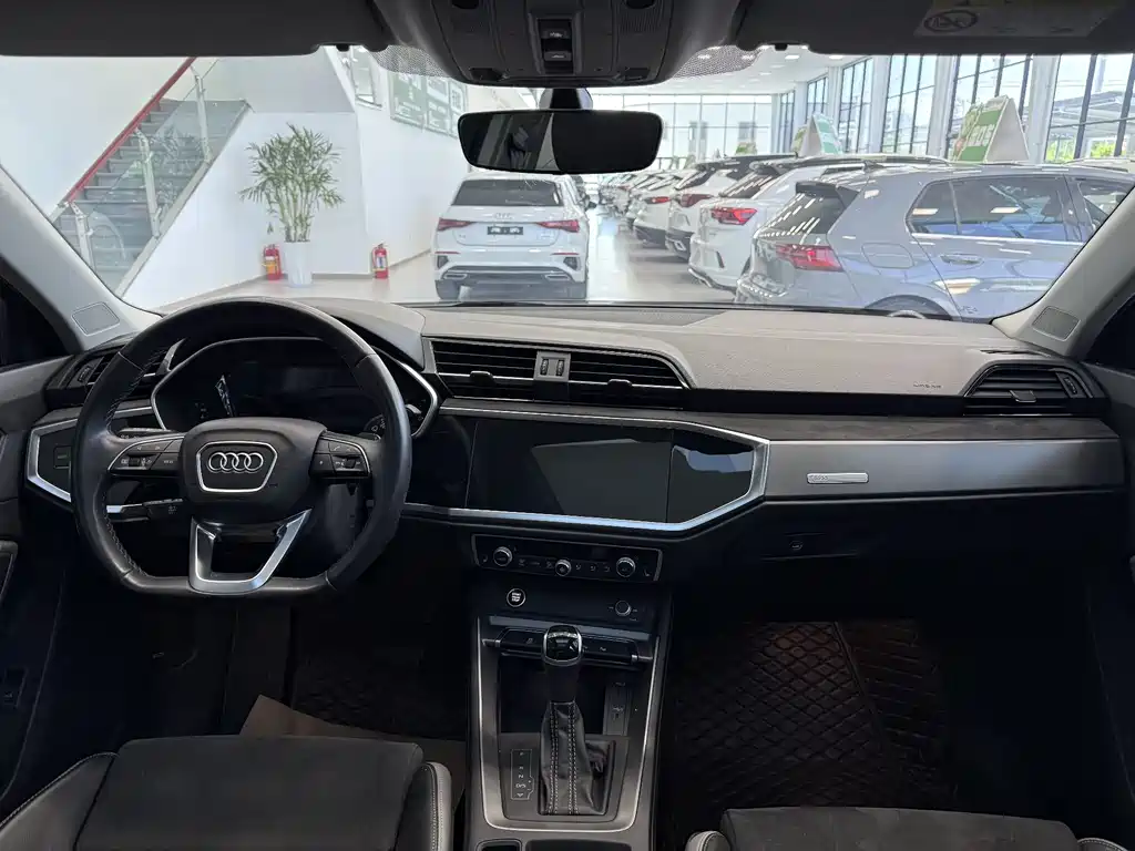 Audi Audi Q3 2022 35 TFSI Fashion Dynamic 2023 - thumbnail 13
