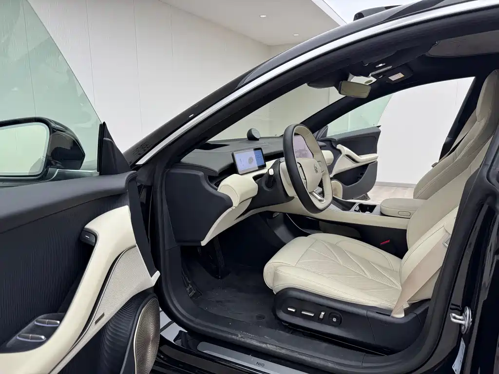 NIO NIO ET5T 2025 100kWh Touring 2025 - thumbnail 7