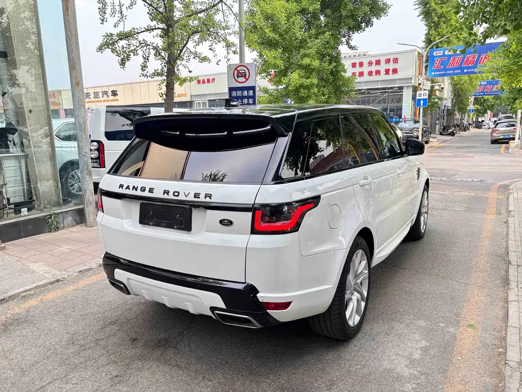 Land Rover Range Rover Sport 2020 3.0 L6 HSE Dynamic 2020 - thumbnail 15