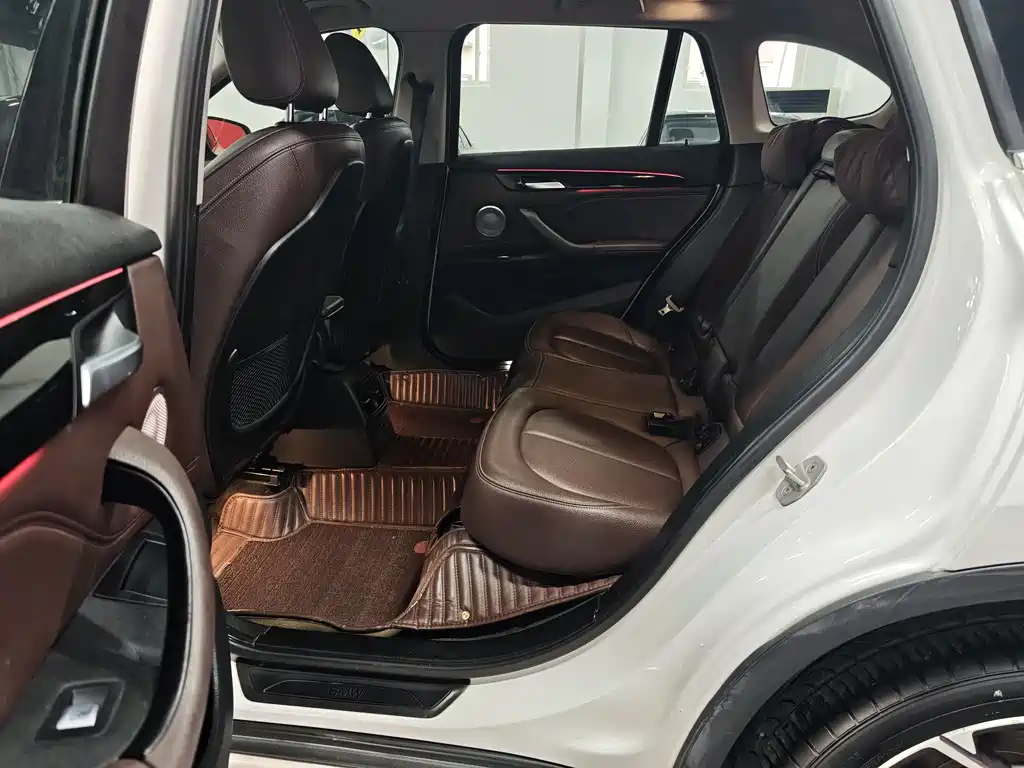 BMW BMW X1 2021 sDrive20Li Prestige 2021 - thumbnail 10
