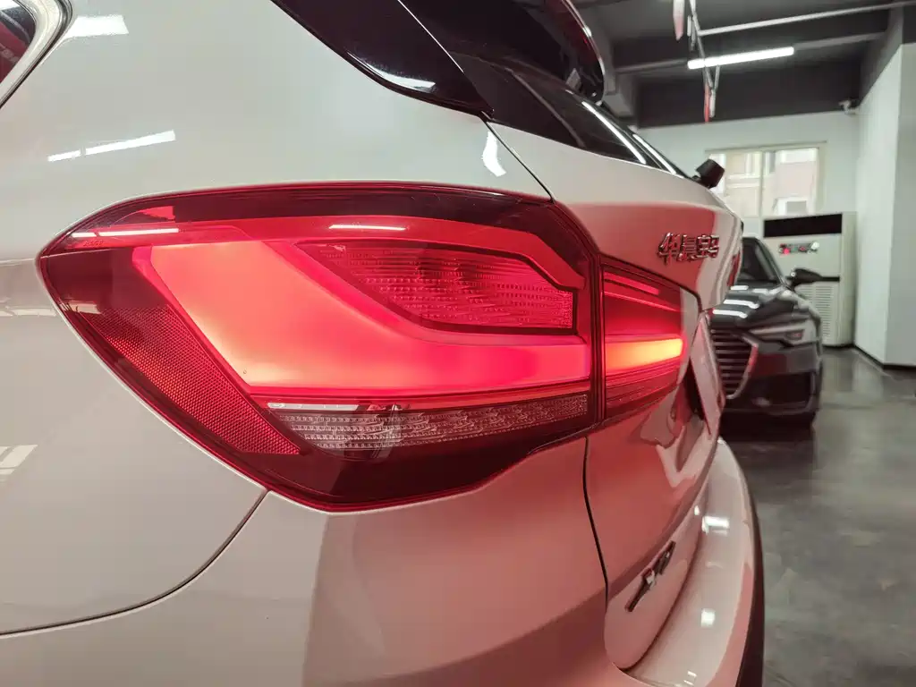 BMW BMW X1 2021 sDrive20Li Prestige 2021 - thumbnail 17