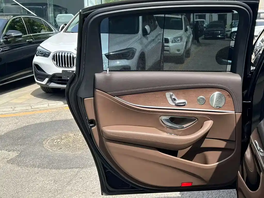 Mercedes-Benz Mercedes-Benz E-Class 2022 E 300 L Luxury Edition 2022 - thumbnail 13