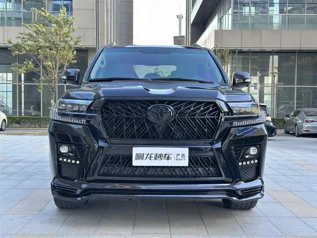 Toyota Land Cruiser (Import) 2020 5.7L Middle East Edition 2020 - thumbnail 11