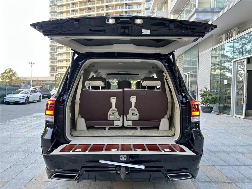 Toyota Land Cruiser (Import) 2020 5.7L Middle East Edition 2020 - thumbnail 20
