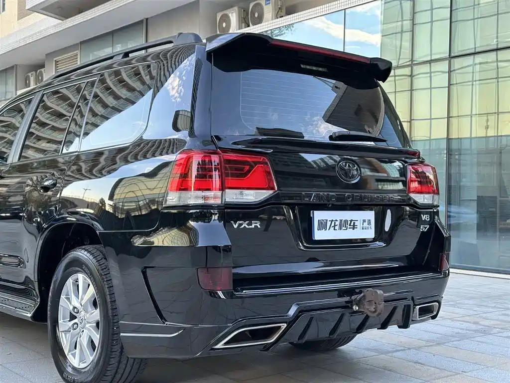 Toyota Land Cruiser (Import) 2020 5.7L Middle East Edition 2020 - thumbnail 23