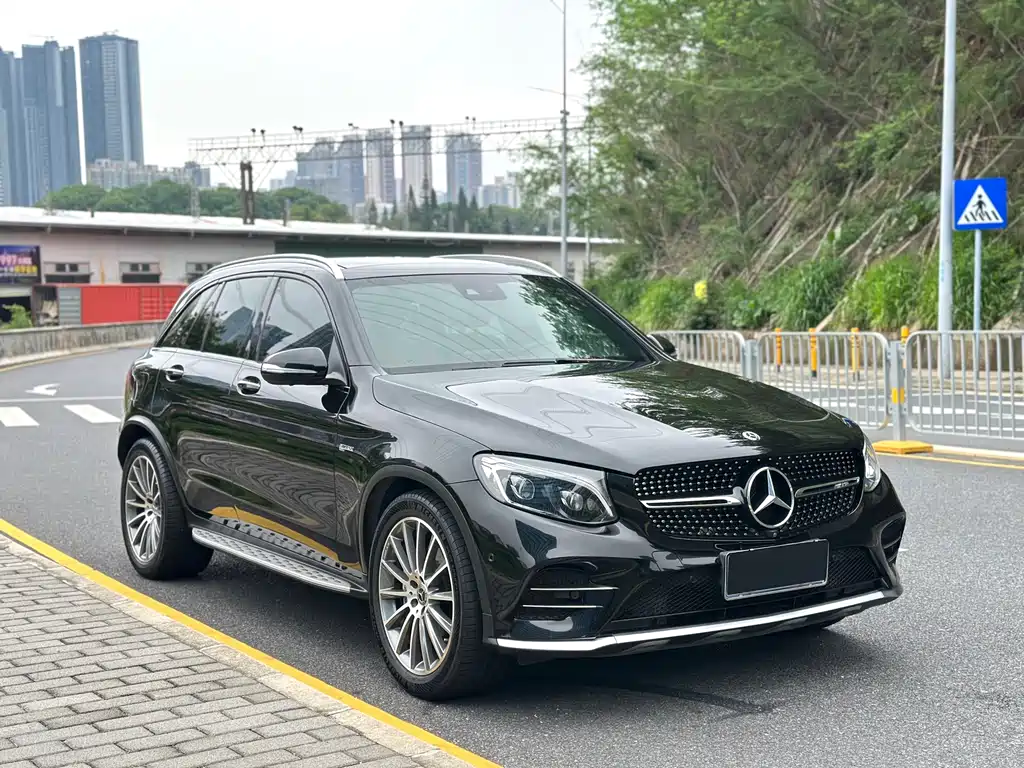 Mercedes-Benz Mercedes-AMG GLC 43 4MATIC 2018 - thumbnail 3