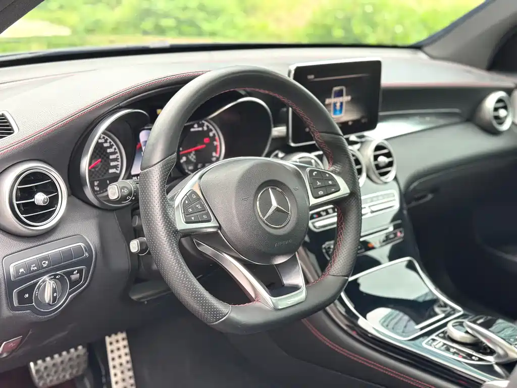 Mercedes-Benz Mercedes-AMG GLC 43 4MATIC 2018 - thumbnail 4