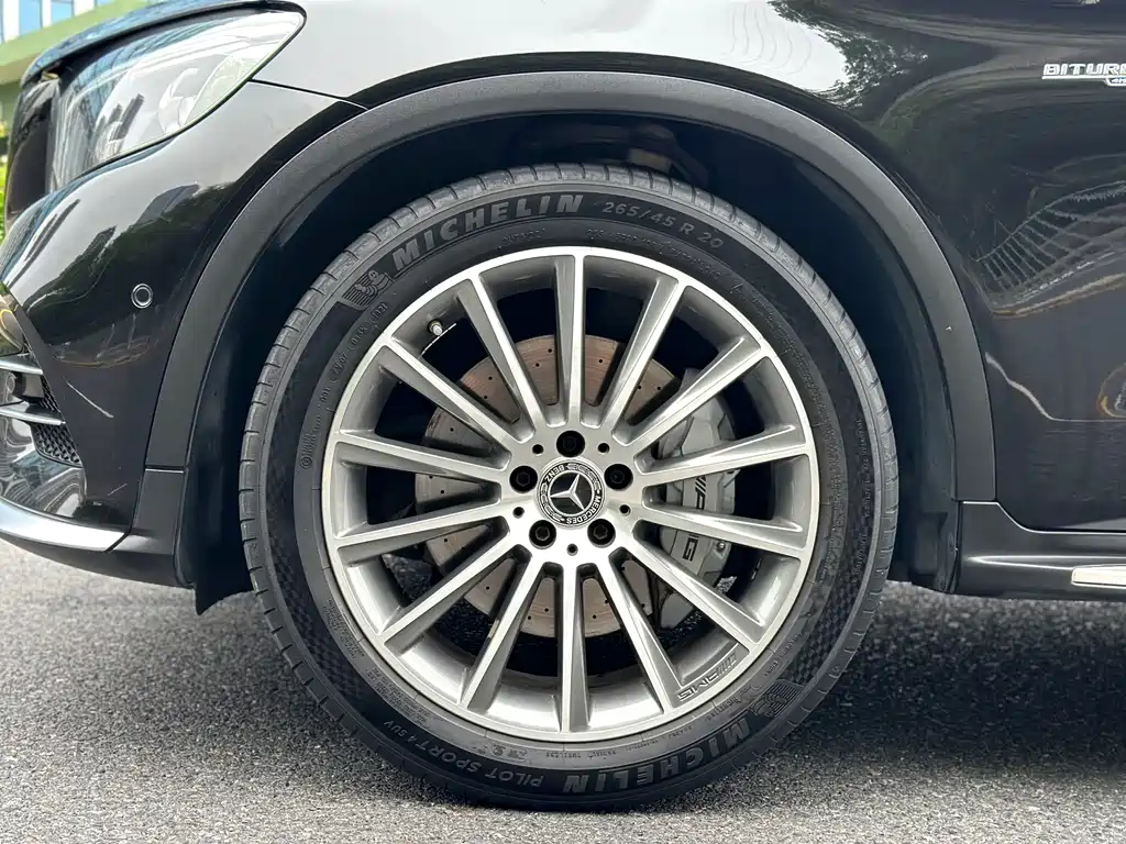 Mercedes-Benz Mercedes-AMG GLC 43 4MATIC 2018 - thumbnail 13