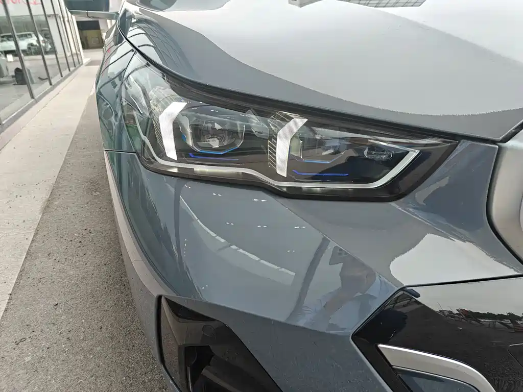 BMW BMW 5 Series 2024 530Li Exclusive M Sport Package 2024 - thumbnail 8