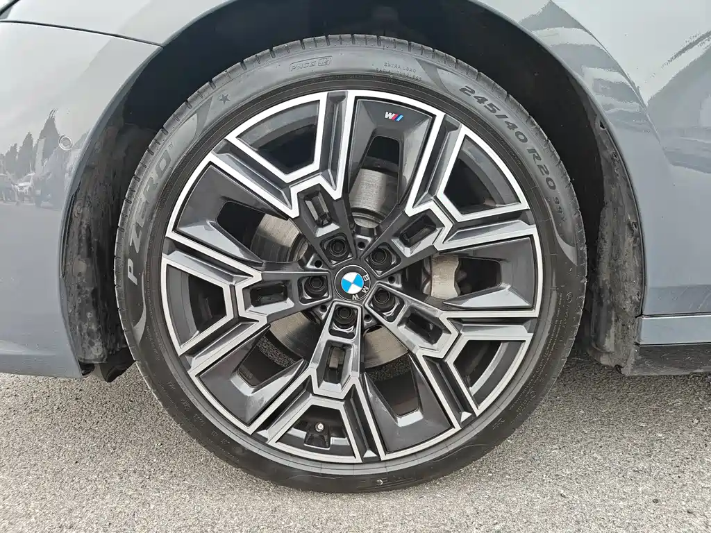 BMW BMW 5 Series 2024 530Li Exclusive M Sport Package 2024 - thumbnail 10