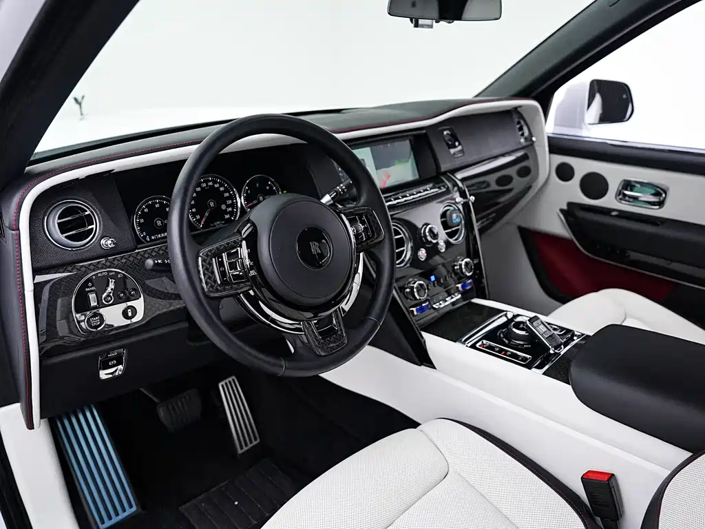 Rolls-Royce Cullinan 2020 Black Badge 2021 - thumbnail 11