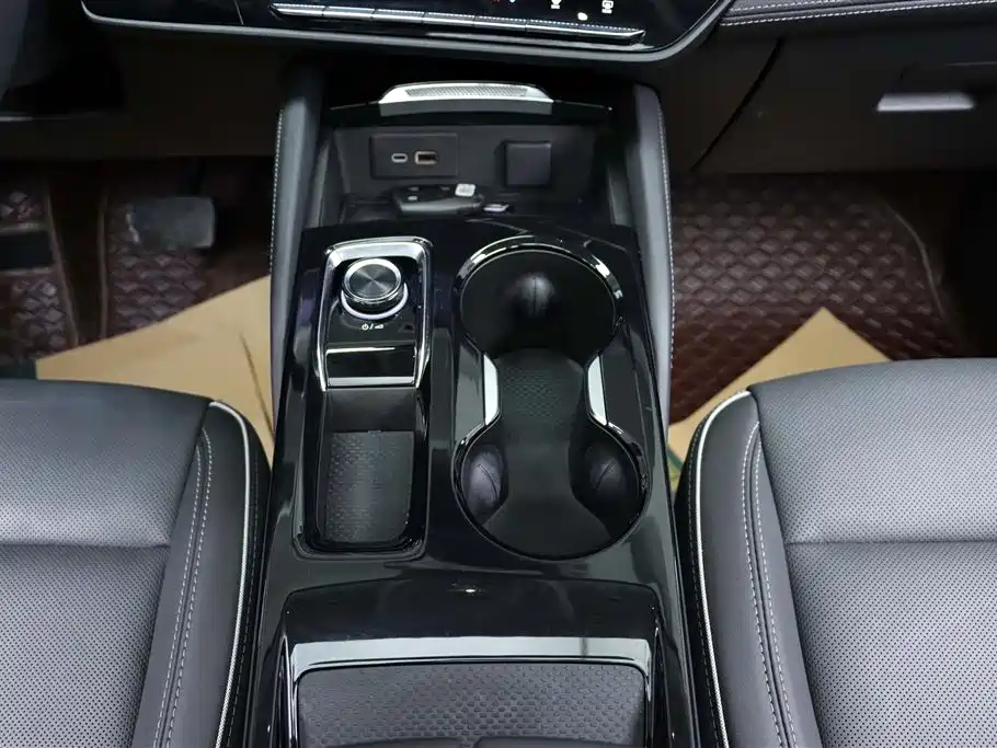 Buick Buick Envision Plus 2025 28T FWD Platinum Edition 2025 - thumbnail 26