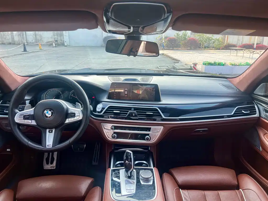 BMW BMW 7 Series 2018 740Li xDrive Executive Edition M Sport Package 2019 - thumbnail 6