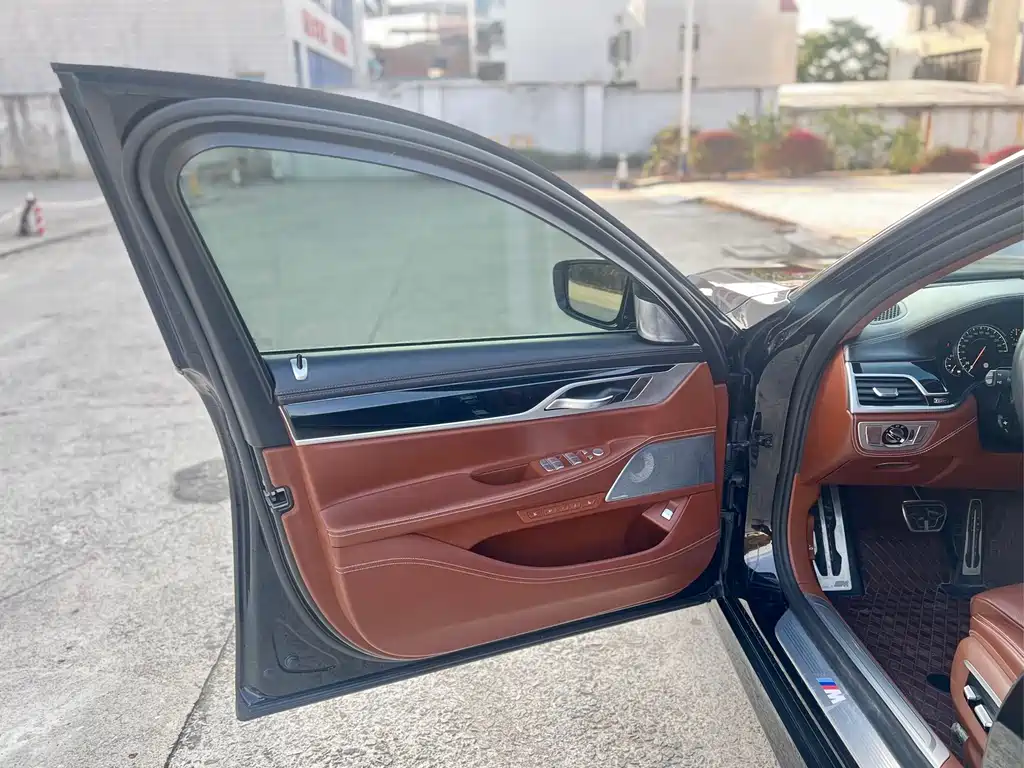 BMW BMW 7 Series 2018 740Li xDrive Executive Edition M Sport Package 2019 - thumbnail 15