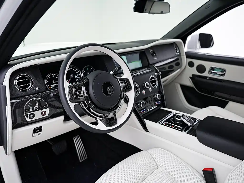 Rolls-Royce Cullinan 2020 Black Badge 2020 - thumbnail 10