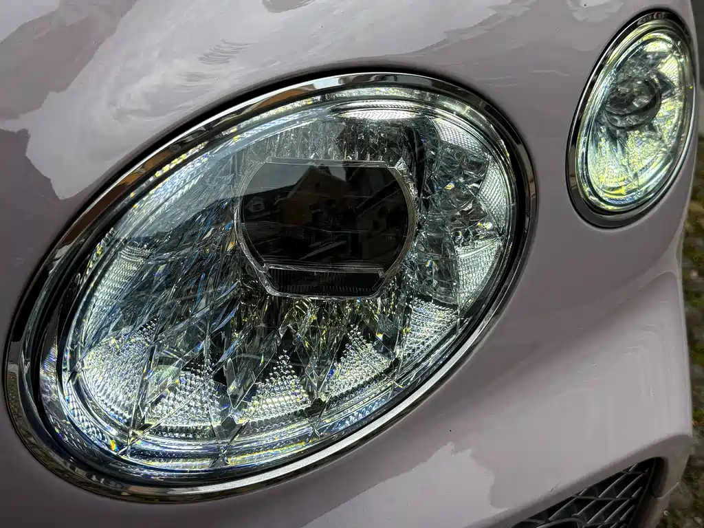 Bentley Bentayga Hybrid 2021 3.0T PHEV 2022 - thumbnail 5