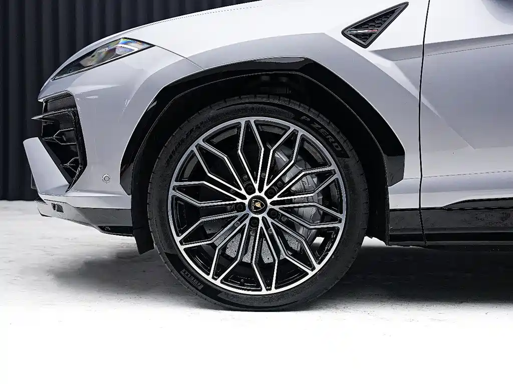 Lamborghini Urus SE 2025款 4.0T 标准版 2025 - thumbnail 3