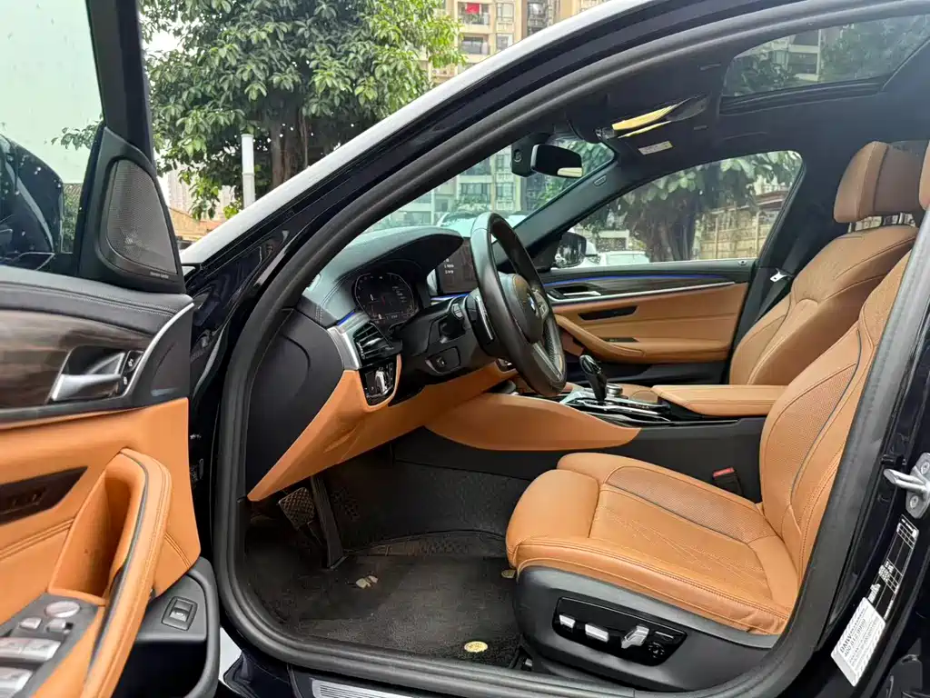 BMW 宝马5系 2023款 530Li 尊享型 M运动套装 2023 - thumbnail 4