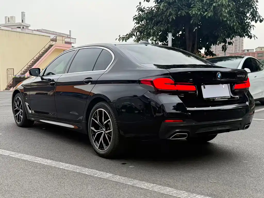 BMW 宝马5系 2023款 530Li 尊享型 M运动套装 2023 - thumbnail 16