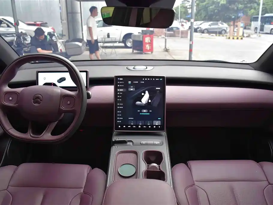 NIO NIO ET5T 2024 75kWh Touring 2025 - thumbnail 12