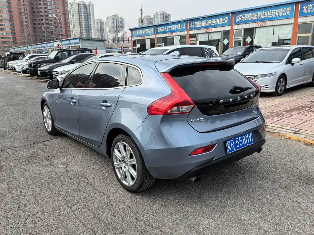 Volvo Volvo V40 2018 T3 Inscription 2018 - thumbnail 8
