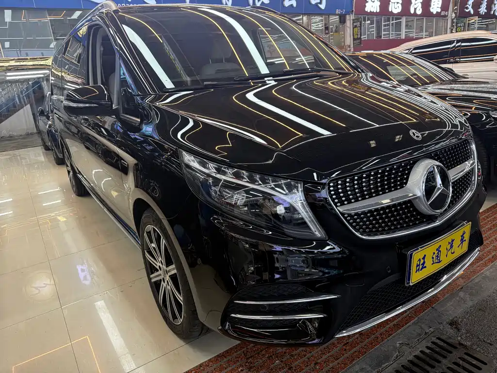 Mercedes-Benz Mercedes-Benz V-Class 2022 V 260 L Long Wheelbase Luxury Edition 2023 - thumbnail 3