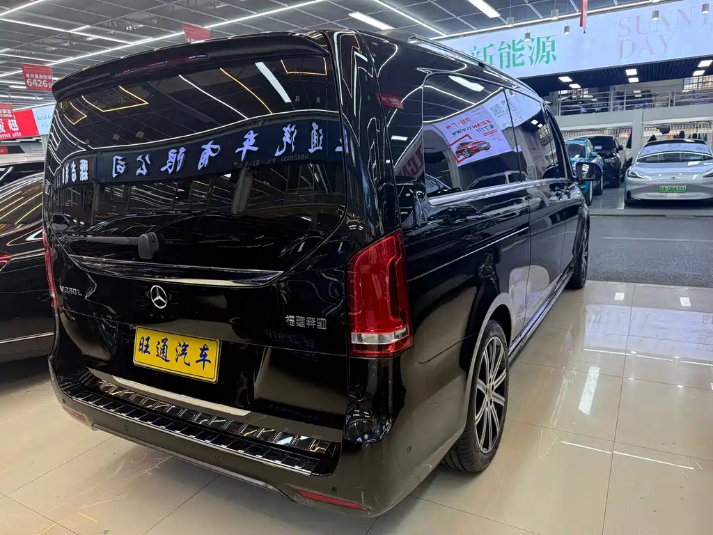 Mercedes-Benz Mercedes-Benz V-Class 2022 V 260 L Long Wheelbase Luxury Edition 2023 - thumbnail 5