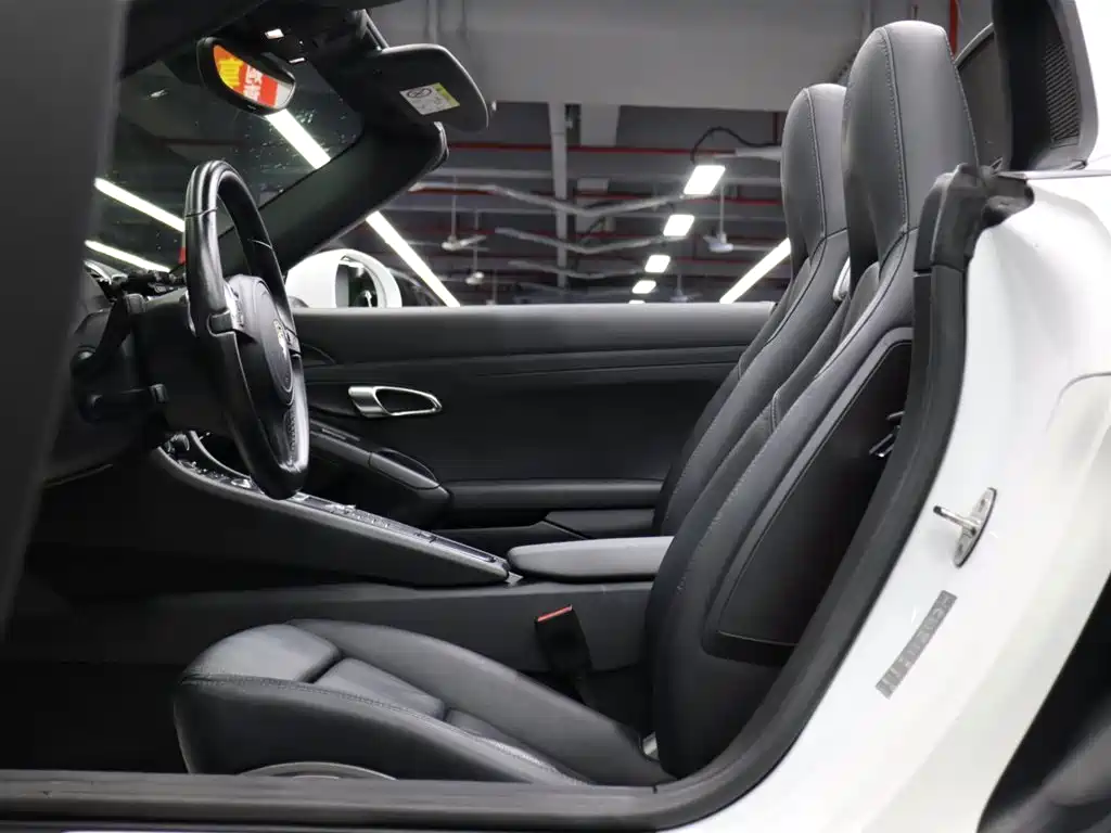 Porsche 2015 Porsche Boxster Style Edition 2.7L 2016 - thumbnail 8