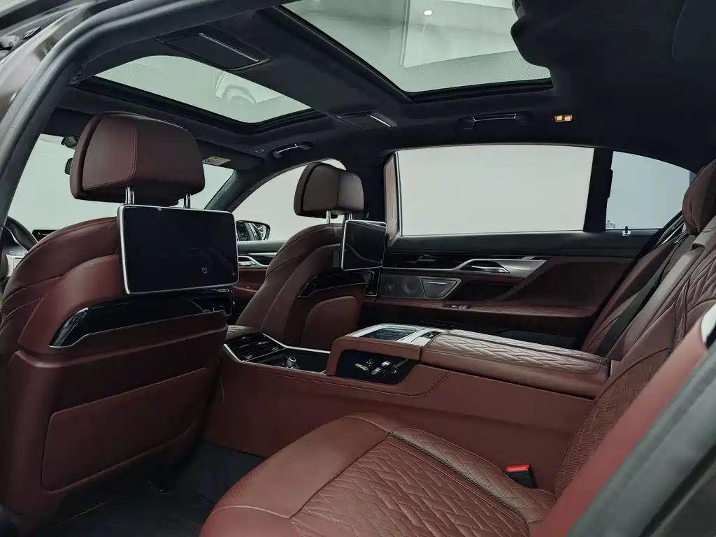 BMW BMW 7 Series 2019 740Li xDrive Executive M Sport Package 2020 - thumbnail 15