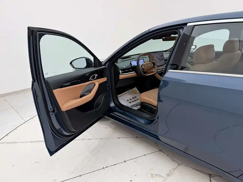 Geely Galaxy Geely Galaxy A7 2025 EM-i 150km Starship Edition 2025 - thumbnail 13