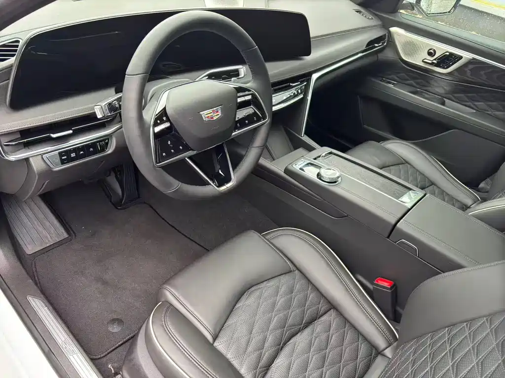 Cadillac Cadillac CT6 2023 28T Prestige 2023 - thumbnail 4