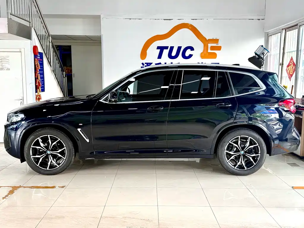 BMW BMW X3 2022 xDrive25i M Sport Package 2022 - thumbnail 4