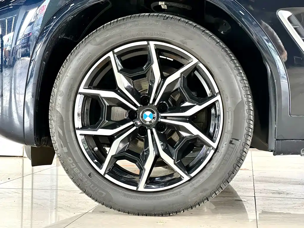 BMW BMW X3 2022 xDrive25i M Sport Package 2022 - thumbnail 5