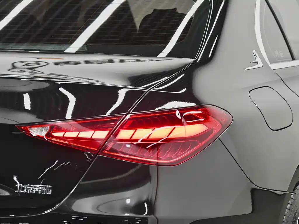 Mercedes-Benz Mercedes-Benz C 260 L 2023 - thumbnail 13