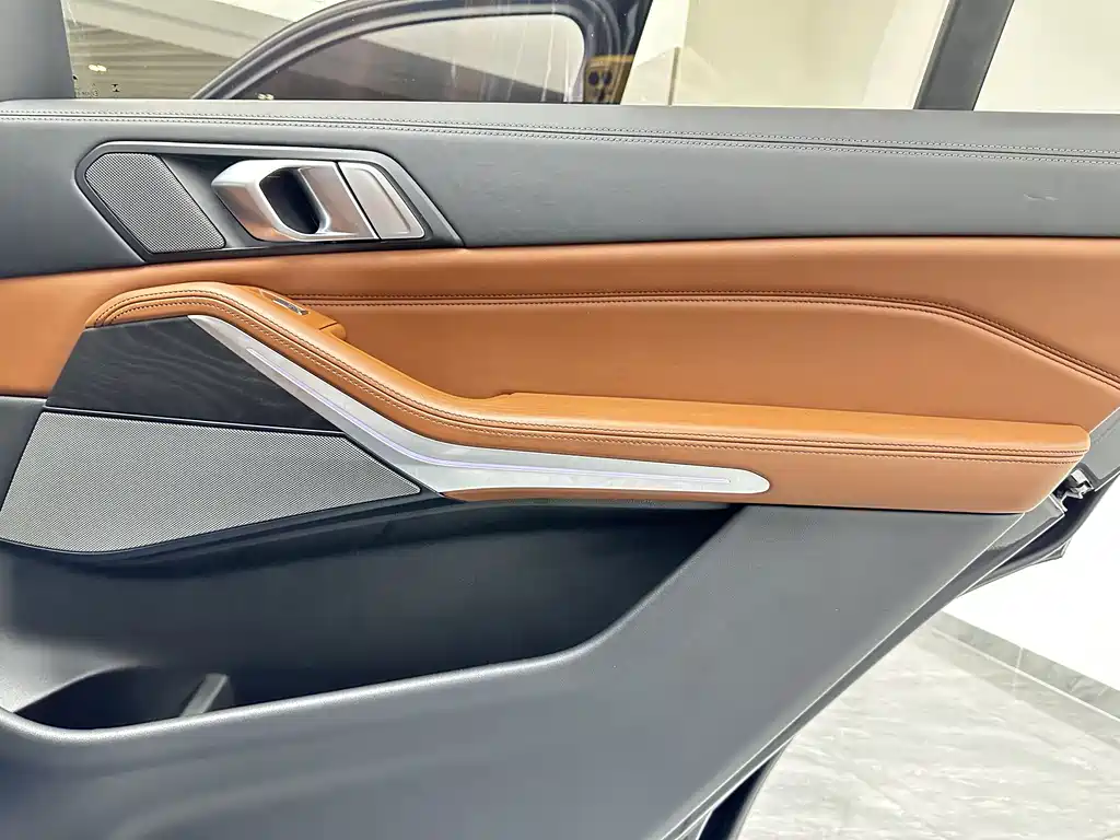 BMW BMW X7 2021 xDrive40i Executive M Sport Package 2021 - thumbnail 26