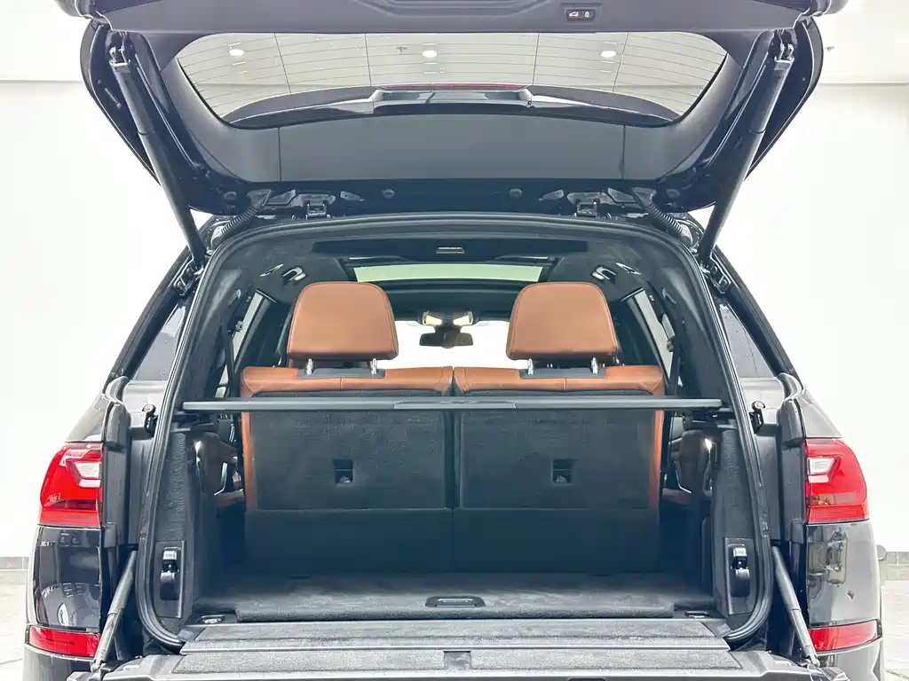 BMW BMW X7 2021 xDrive40i Executive M Sport Package 2021 - thumbnail 27