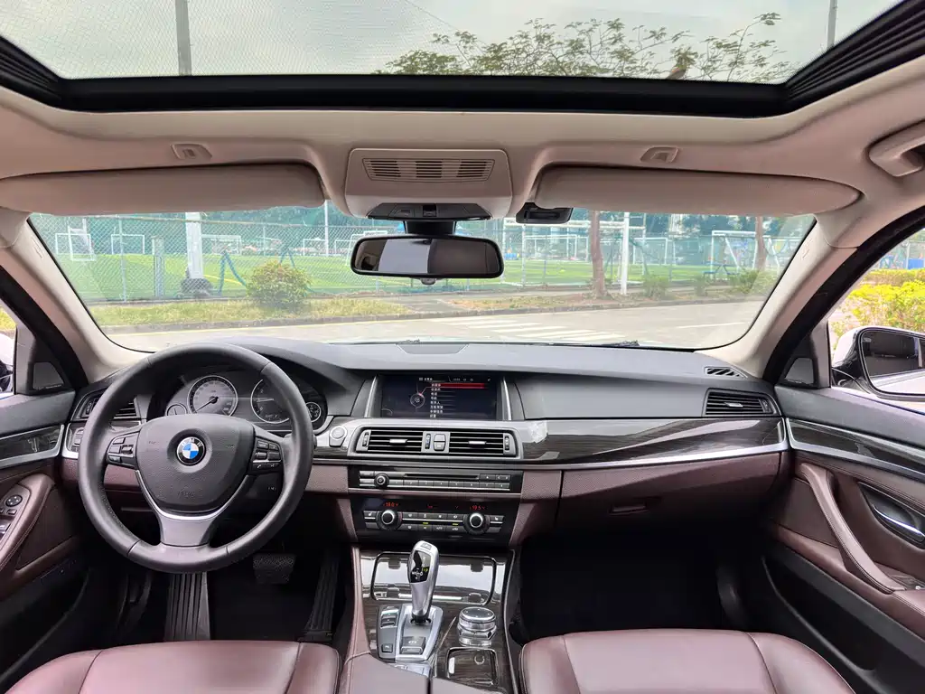 BMW BMW 5 Series 2014 525Li Luxury Design Package 2016 - thumbnail 10