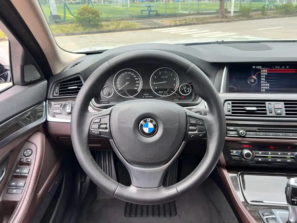 BMW BMW 5 Series 2014 525Li Luxury Design Package 2016 - thumbnail 15