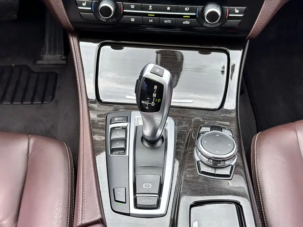 BMW BMW 5 Series 2014 525Li Luxury Design Package 2016 - thumbnail 17