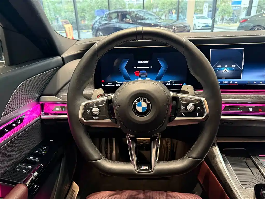 BMW BMW 7 Series 2023 Facelift 740Li Exclusive Luxury Package 2025 - thumbnail 6