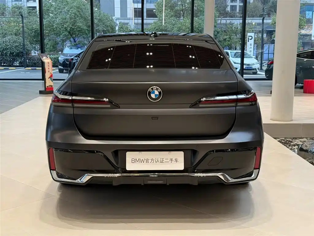 BMW BMW 7 Series 2023 Facelift 740Li Exclusive Luxury Package 2025 - thumbnail 10