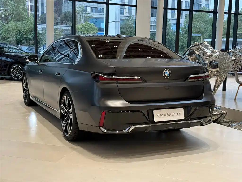 BMW BMW 7 Series 2023 Facelift 740Li Exclusive Luxury Package 2025 - thumbnail 12