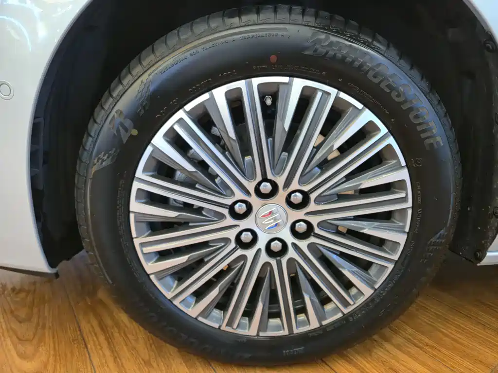 Buick Buick GL8 PHEV 2024 Avenir Luxury Edition 7-Seater 2024 - thumbnail 9